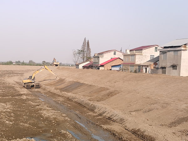 洞庭湖北部地區分片補水二期工程益陽市大通湖南部水系連通工程（沅江部分）第一標段工程總承包堤防修坡